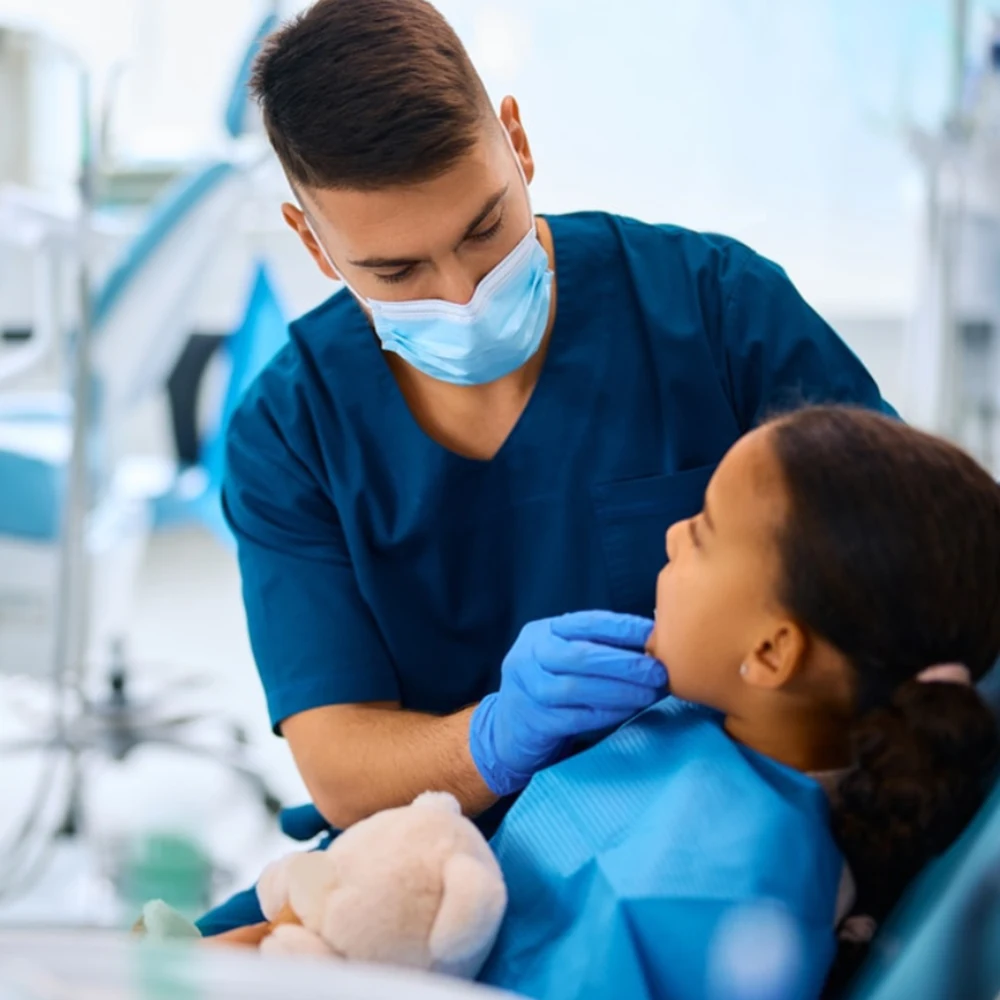 Child trusting the dentist
